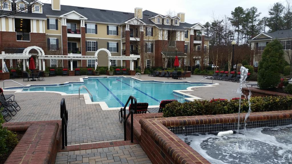 Oakwood Living Raleigh At Brier Creek Apartment Durham Exterior foto